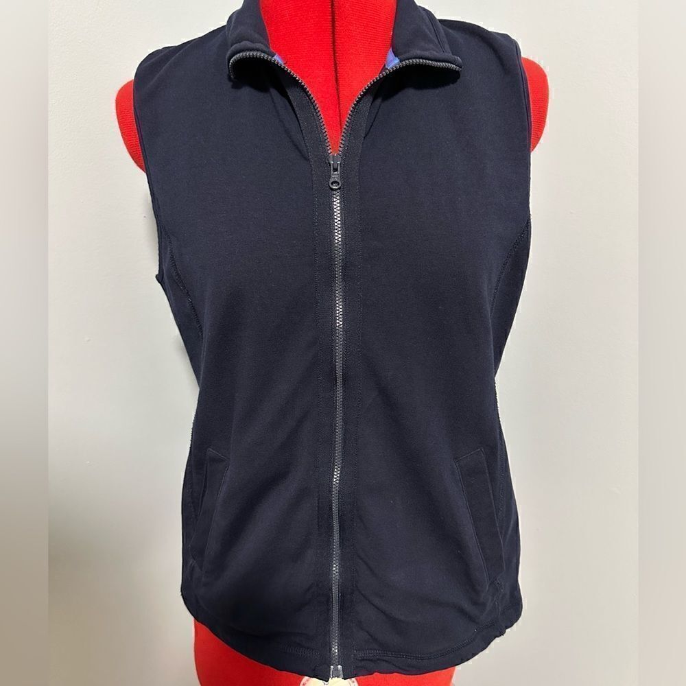 Talbots Women's Vest Navy Blue. Front zip vest with pockets Size M